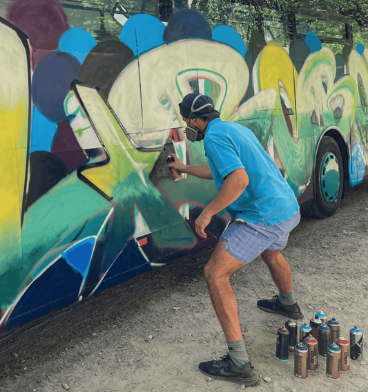 Paint the Bus – Graffiti Team Event im Wellenwerk Berlin - Brain2Canvas